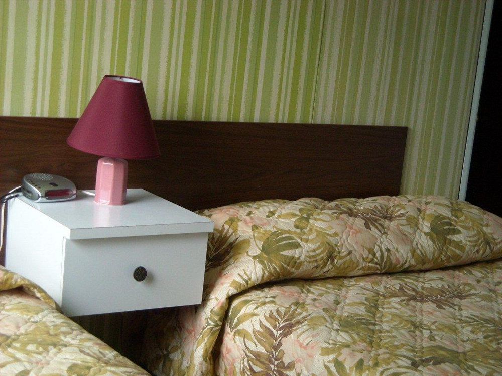 L'Anse-au-Griffon Motel Le Noroit מראה חיצוני תמונה